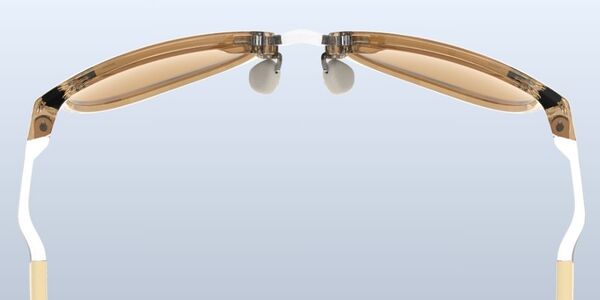 フロントフレーム