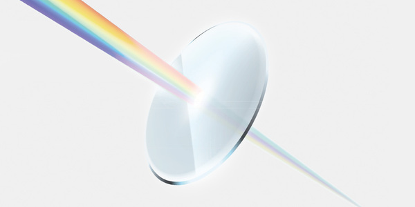99.9％以上紫外線カット「UVカットレンズ」