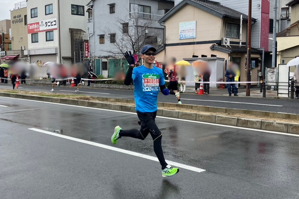 男性ランナー　マラソン
