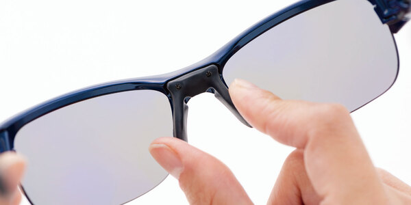 調整可能なノーズパッド