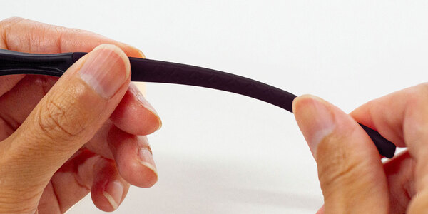 調整可能なテンプル