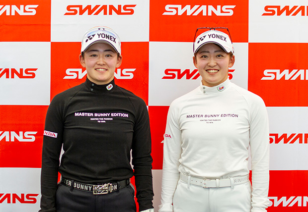 【岩井姉妹】女子プロゴルファー 岩井 千怜 岩井 明愛 直筆サインボールセット 13歳の地元ツインズが帯同応援 岩井明愛＆千怜は「すんごい